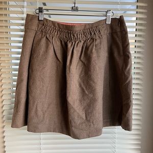 Wool, lined skirt with pockets